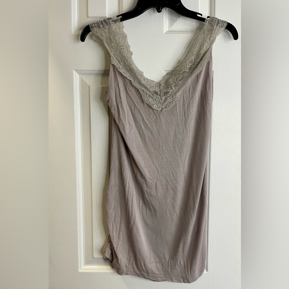 Women’s Maurices (M) Lace Tank Top